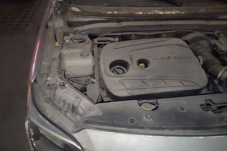 Changan Alsvin V3 2016 car image #23