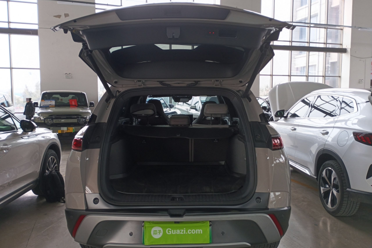 BYD Frigate 07 2023 immagine di auto #23