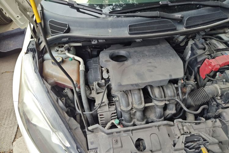 Ford Fiesta 2014 car image #23