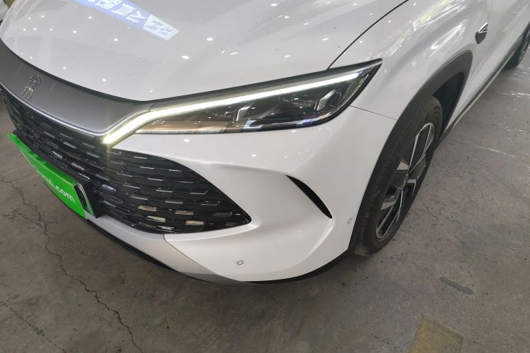 BYD SongL DM-i 2025 car image #23