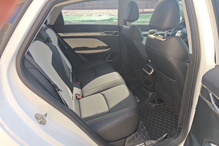 GEELY Emgrand L 2023 car image #23