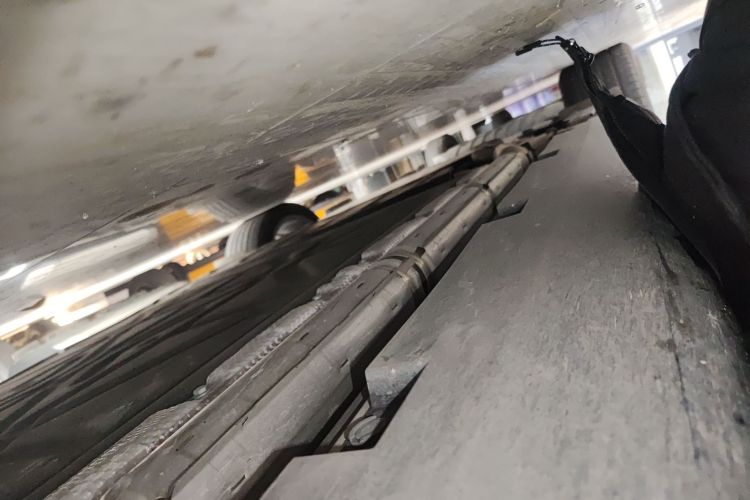 Denza Z9 2024 #23 Denza Z9 2024 car image #23