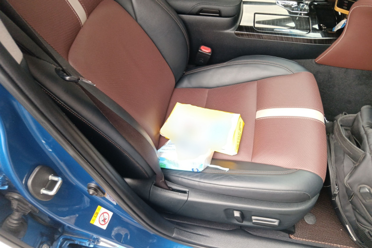 丰田 皇冠 2017 汽车图片 #23