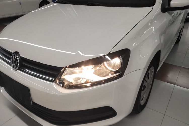 Polo 2019 car image #23