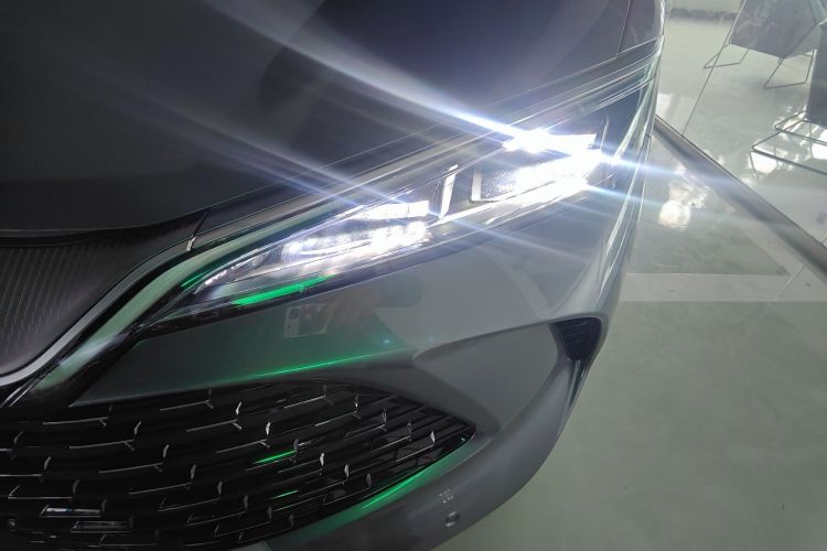 BYD SongL DM-i 2025 car image #23