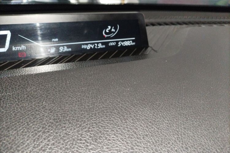 哪吒汽车 哪吒V 2023 #23 哪吒汽车 哪吒V 2023 汽车图片 #23