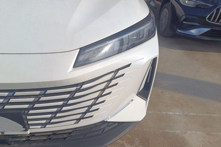 Changan EadoPHEV 2025 imagem de carro #23