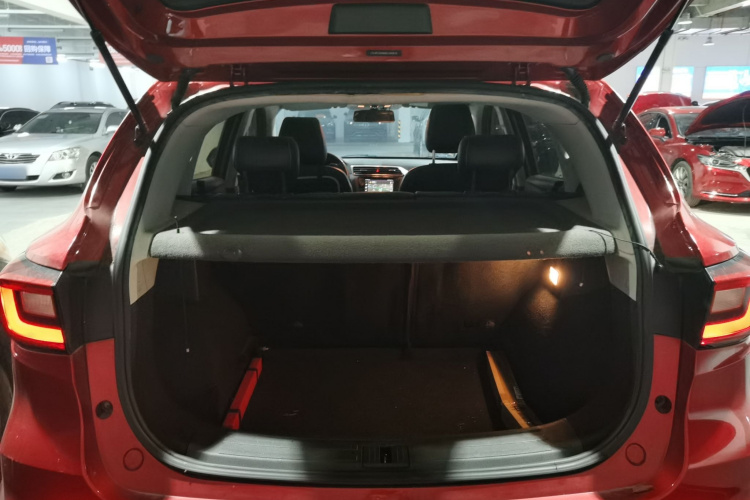 MG ZS 2017 car image #23