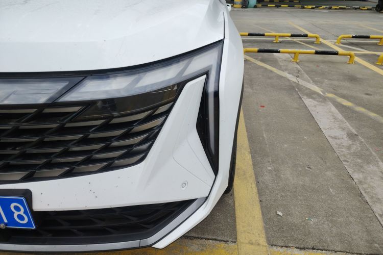 GEELY Boyue L 2024 car image #23