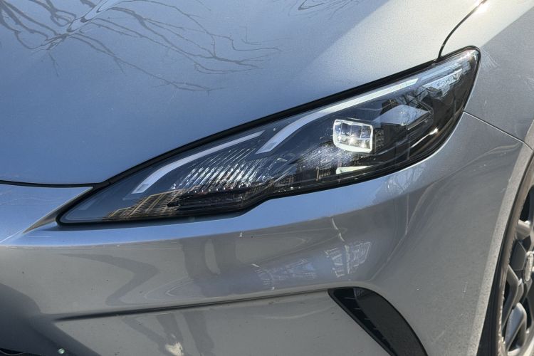 BYD Seal 05 DM-i 2025 car image #23