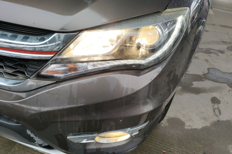 BYD S7 2018 image de voiture #23