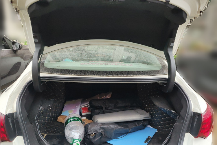 GAC Trumpchi GA6 2015 #23 GAC Trumpchi GA6 2015 car image #23