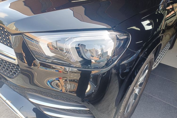 Mercedes-Benz GLE Class 2023 immagine di auto #23