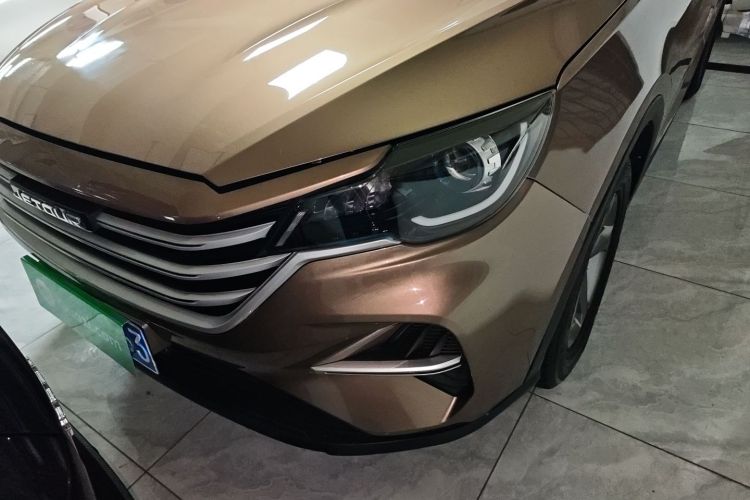 X70M 2020 car image #23