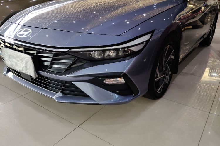 Hyundai Elantra 2024 car image #23