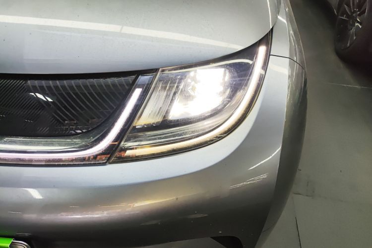 BYD Dolphin 2022 #23 BYD Dolphin 2022 car image #23