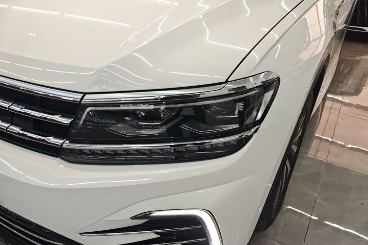 Volkswagen Tiguan L New Energy 2020 imagen de coche #23