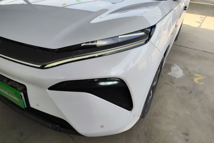 BYD Tang L 2025 immagine di auto #23