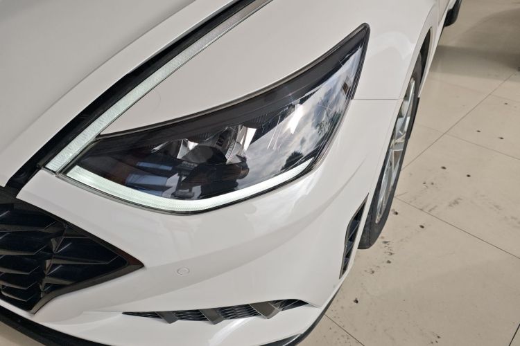 Hyundai Sonata 2020 immagine di auto #23