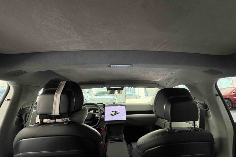 极氪 极氪007 2024 汽车图片 #23