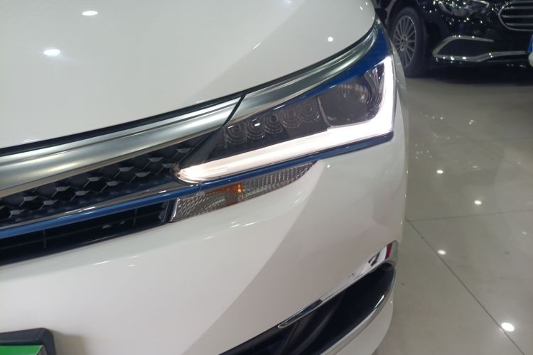 Toyota Corolla Hybird E+ 2019 car image #23