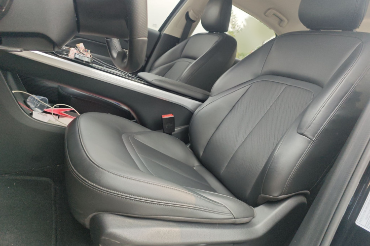 Wuling Starlight 2024 car image #23