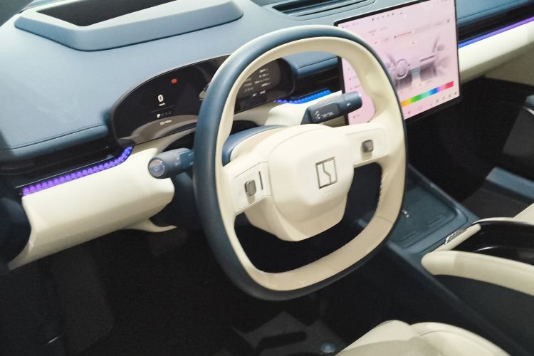 极氪 极氪007 2024 汽车图片 #23