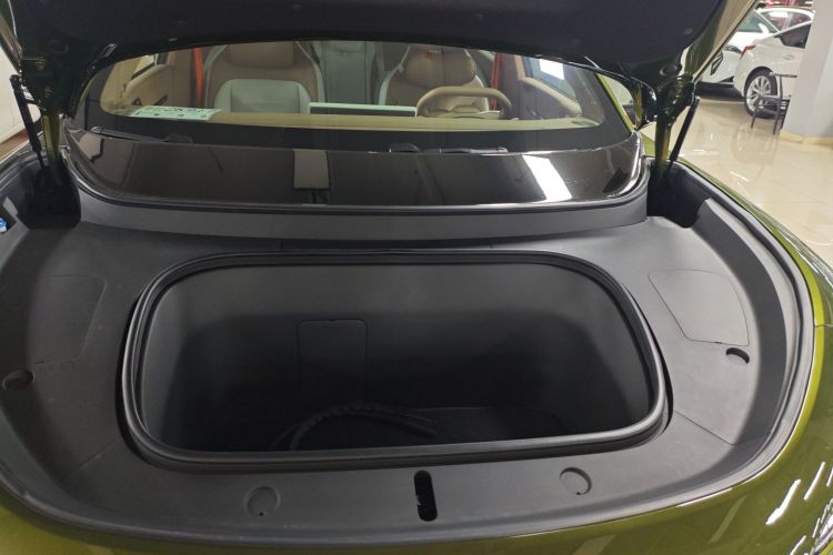 Avatr 07 2024 immagine di auto #23