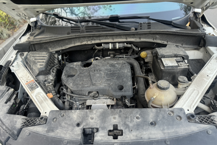 Roewe RX5 2022 изображение автомобиля #23