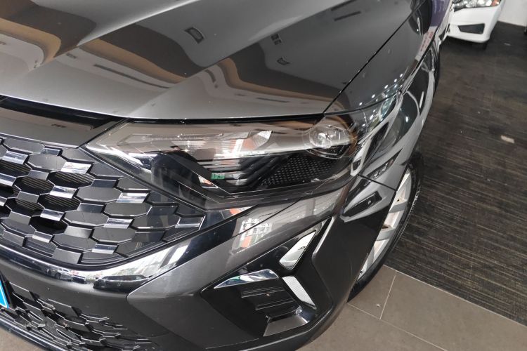 VS5 2025 immagine di auto #23