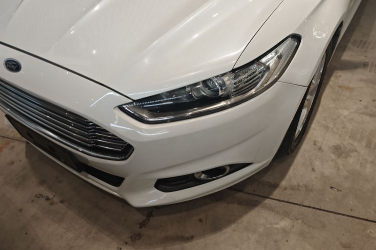 Ford Mondeo 2016 immagine di auto #23