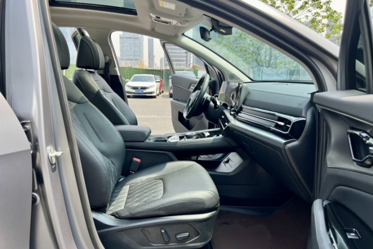 起亚 狮铂拓界 2022 汽车图片 #23