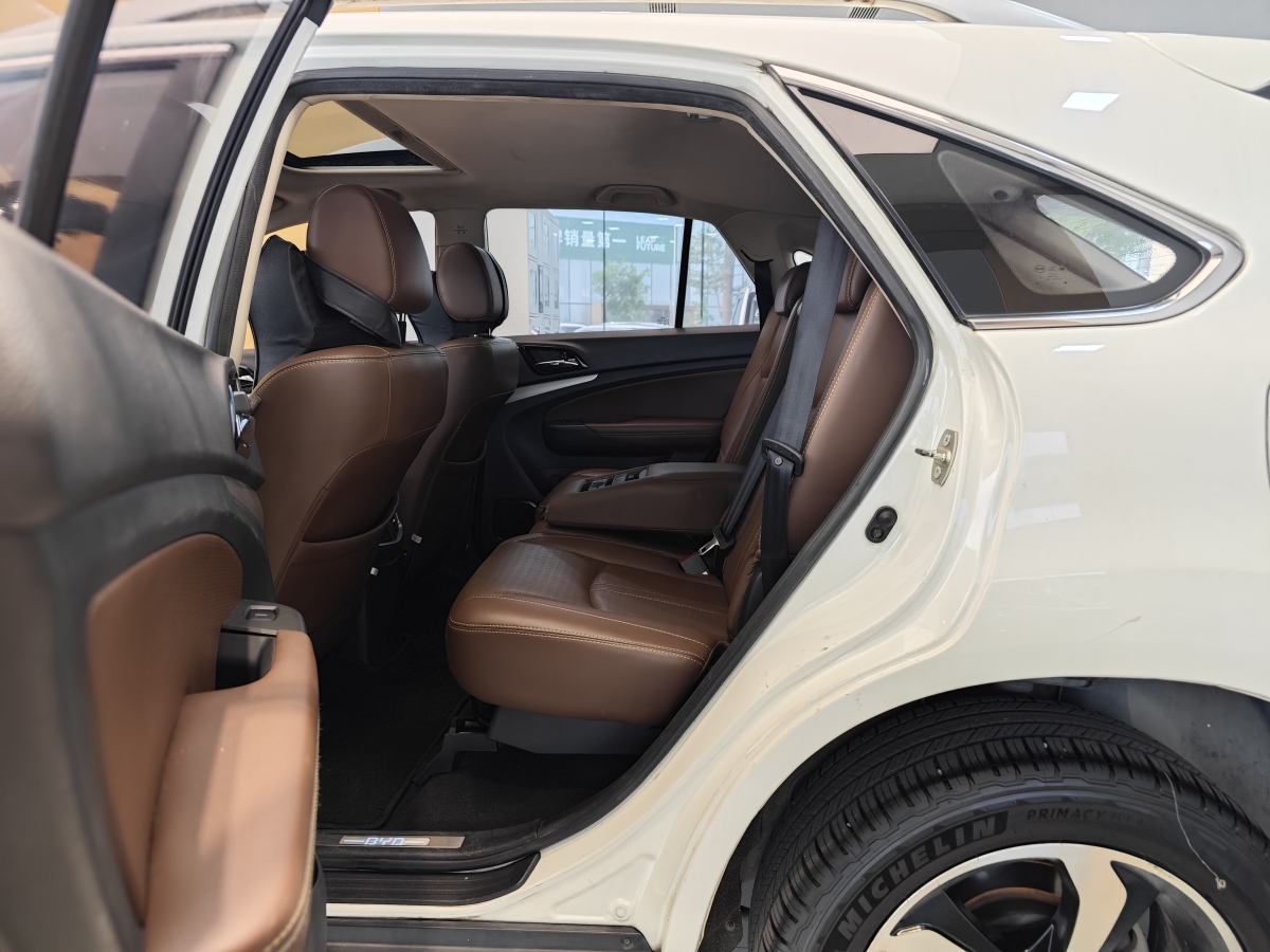 BYD S7 2015 car image #23