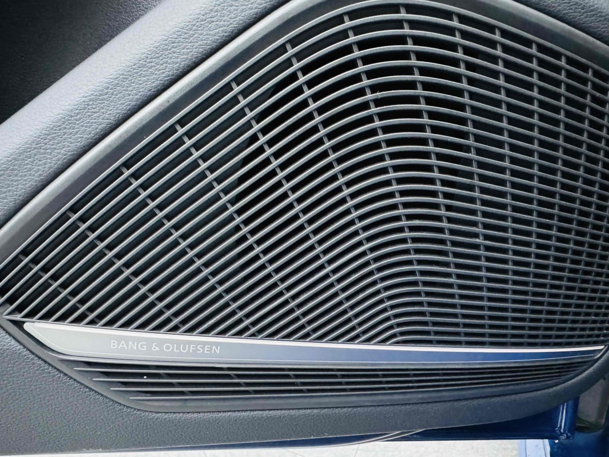 Audi S4 2023 car image #23