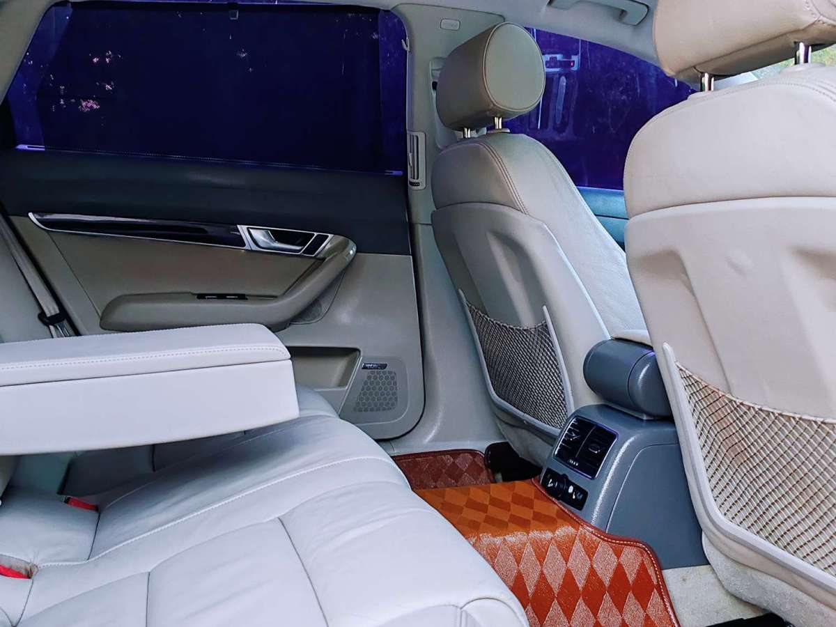 Audi A6 2011 car image #23