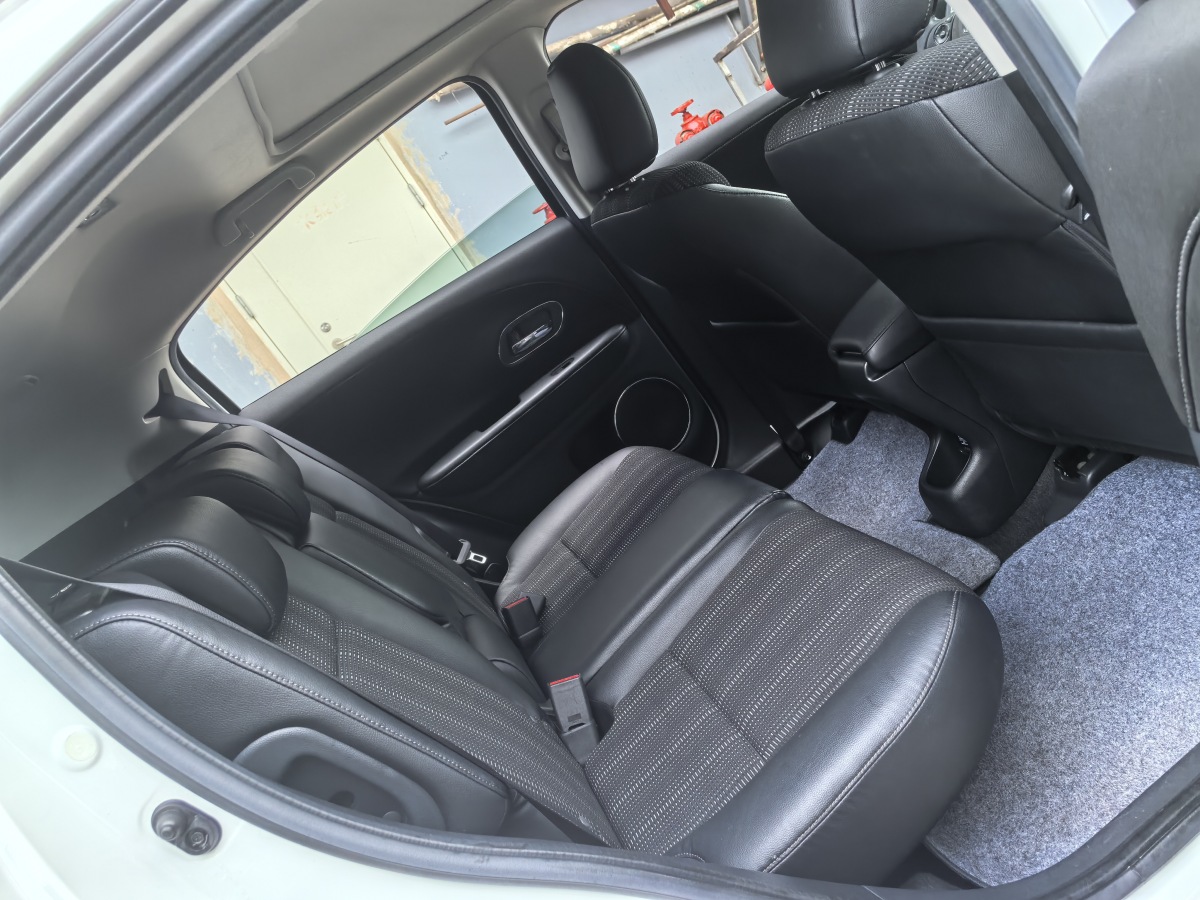 Honda VEZEL 2019 #23 Honda VEZEL 2019 car image #23