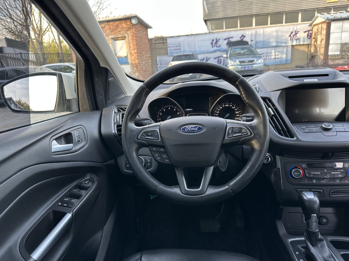 Ford Kuga 2017 car image #23