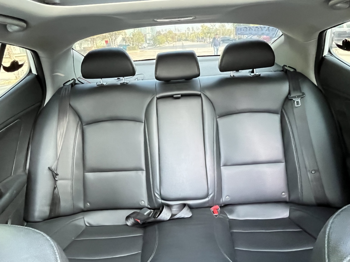 Kia K5 (Imported) 2015 immagine di auto #23