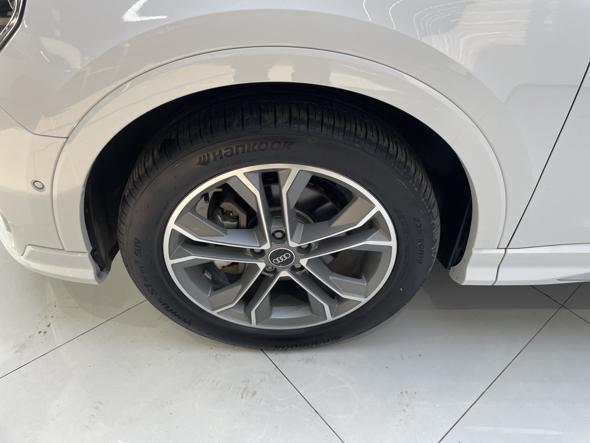 Audi Q3 (Imported) 2024 car image #23