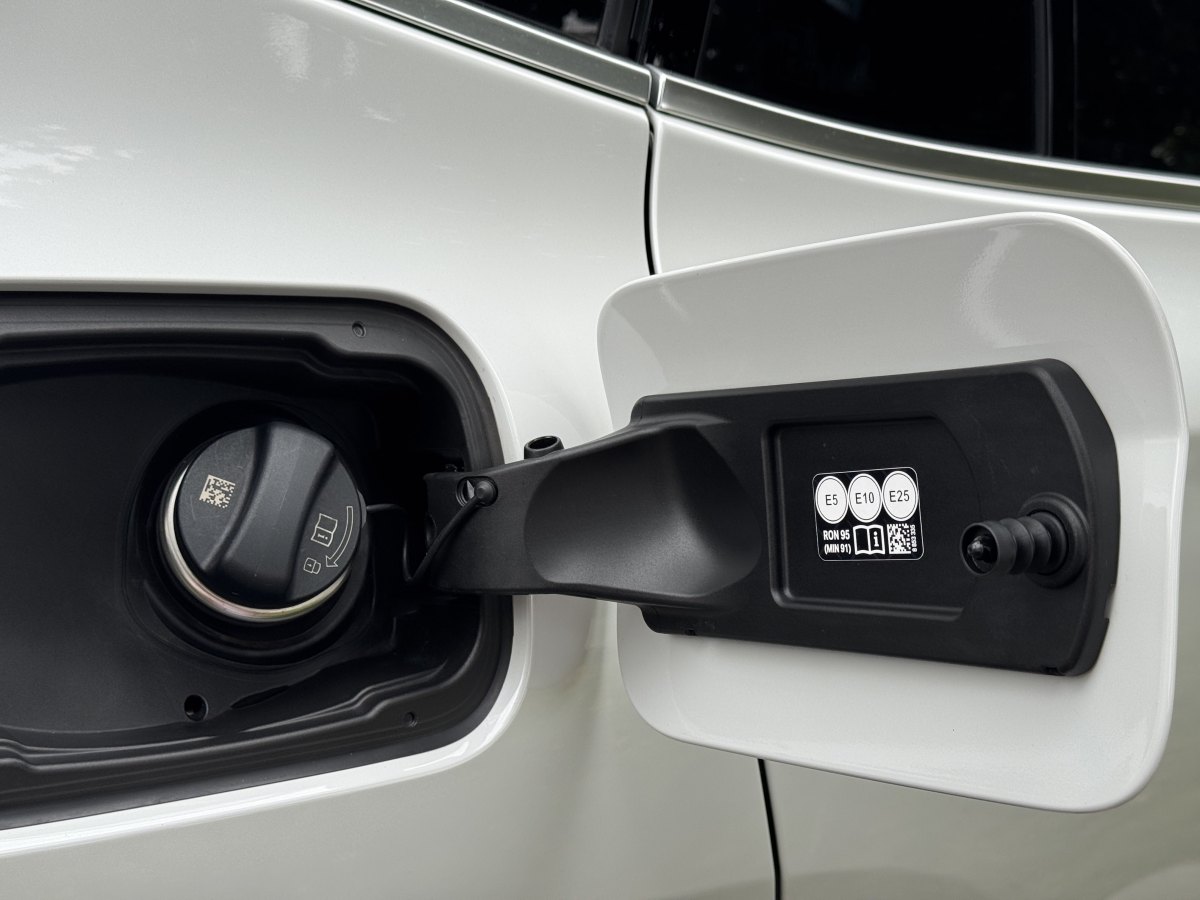 BMW X3 M 2023 immagine di auto #23