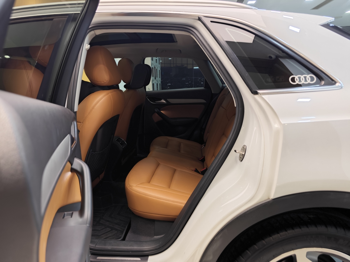 Audi Q3 (Imported) 2015 car image #23