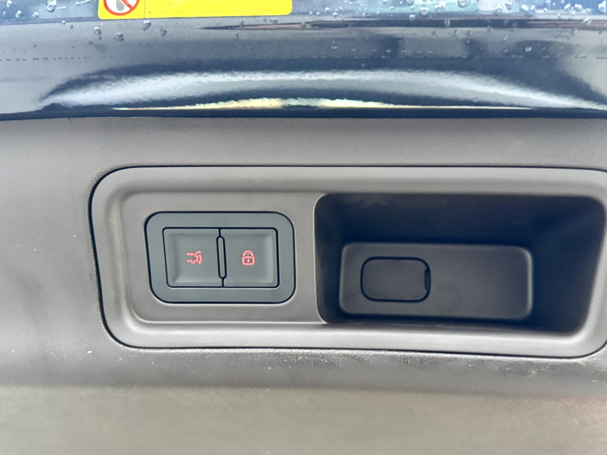 腾势 腾势D9 2024 汽车图片 #23