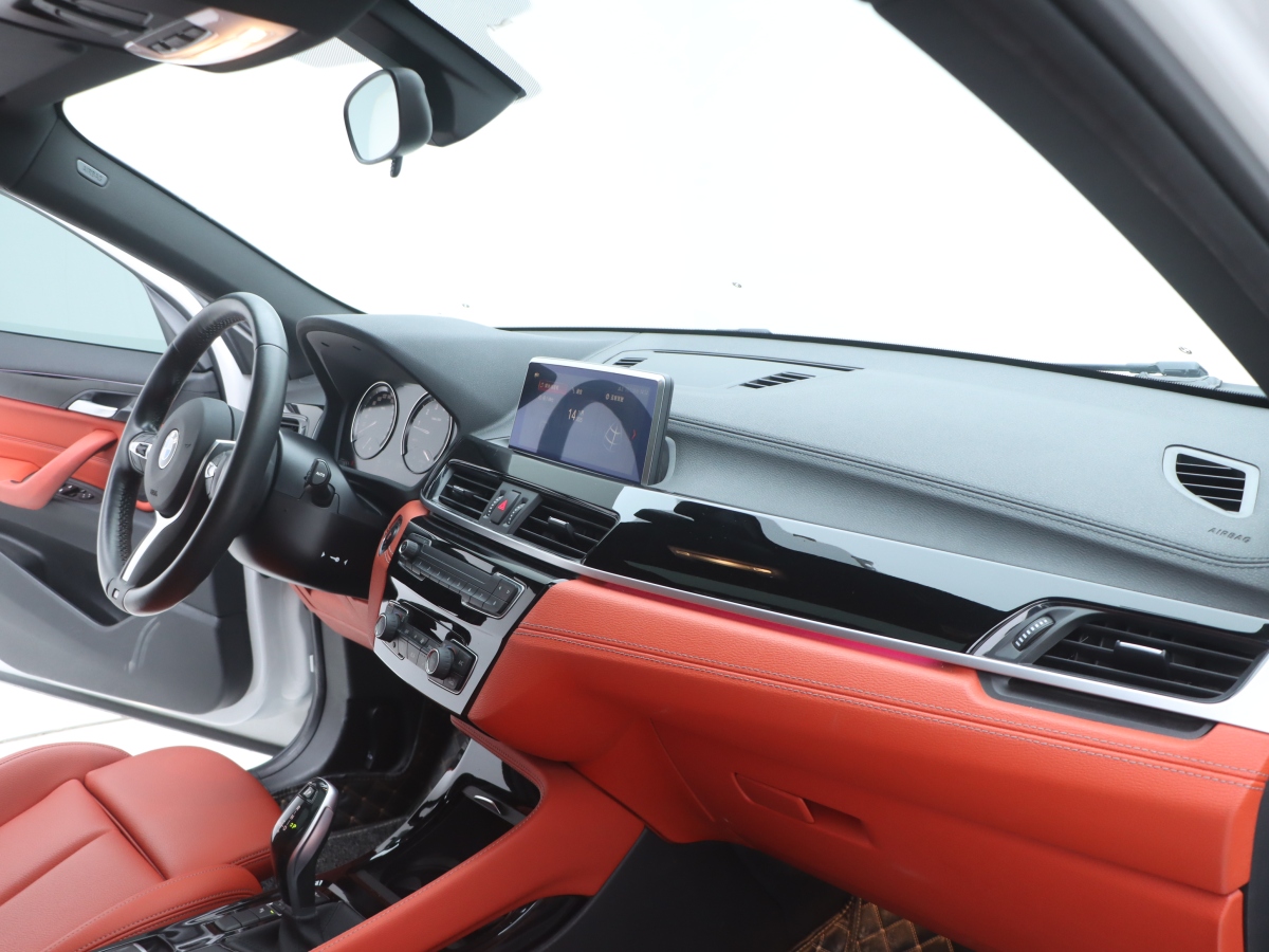 BMW X2 2020 car image #23