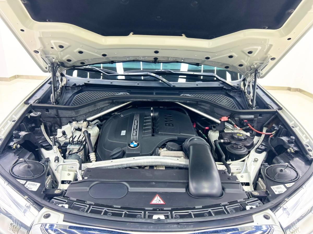 BMW X5 (Imported) 2015 #23 BMW X5 (Imported) 2015 imagem de carro #23