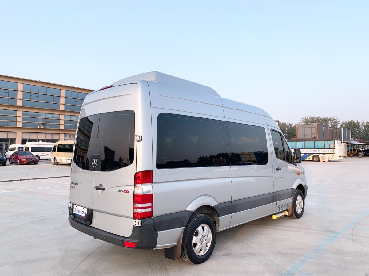 Mercedes-Benz Sprinter 2019 car image #23