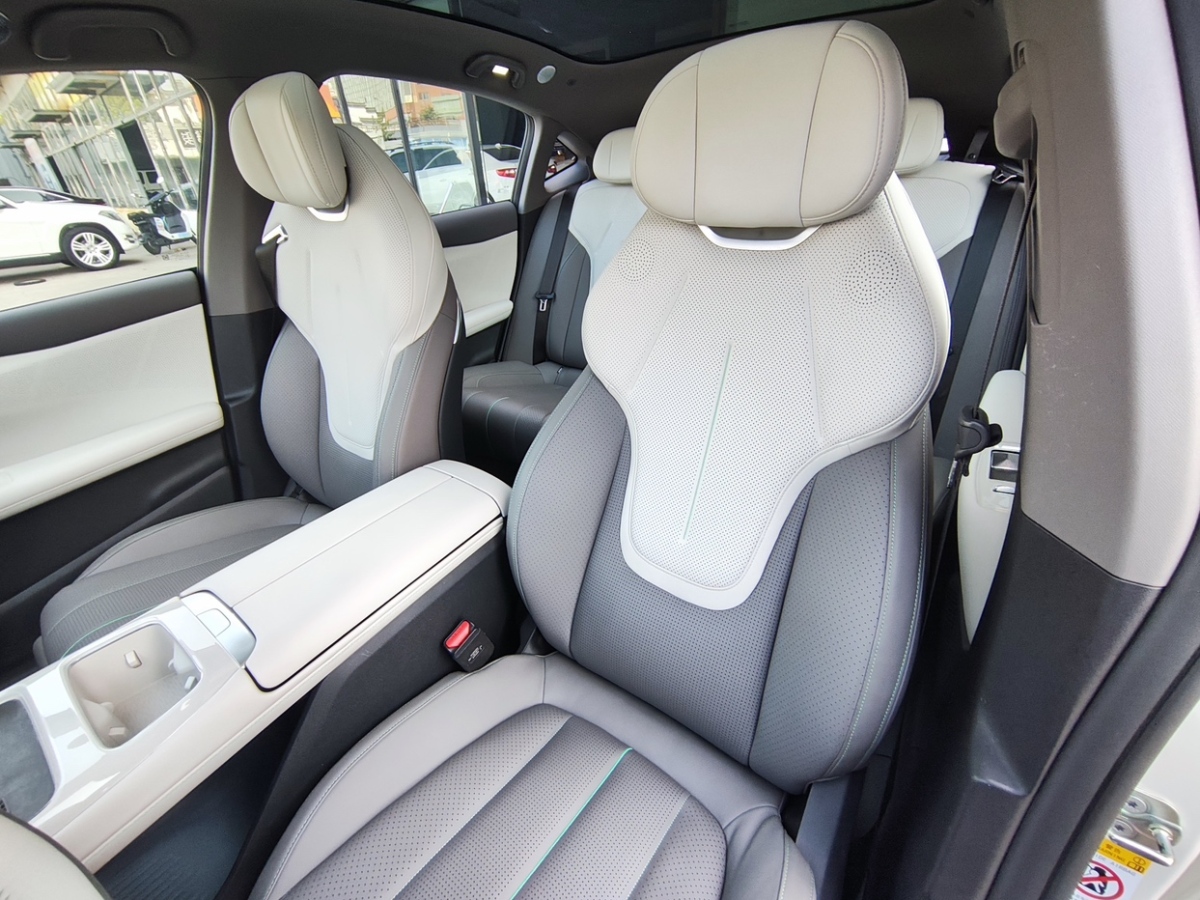 Deepal L07 2024 #23 Deepal L07 2024 car image #23