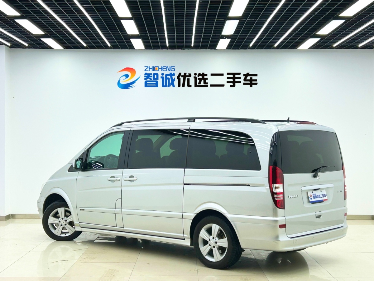 Mercedes-Benz Viano (Imported) 2014 car image #23