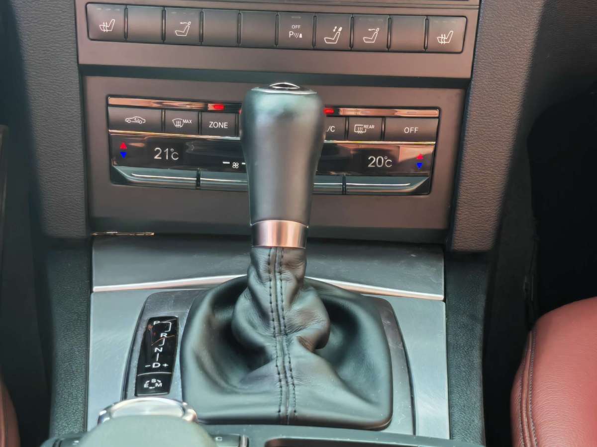 Mercedes-Benz E Class (Imported) 2013 car image #23