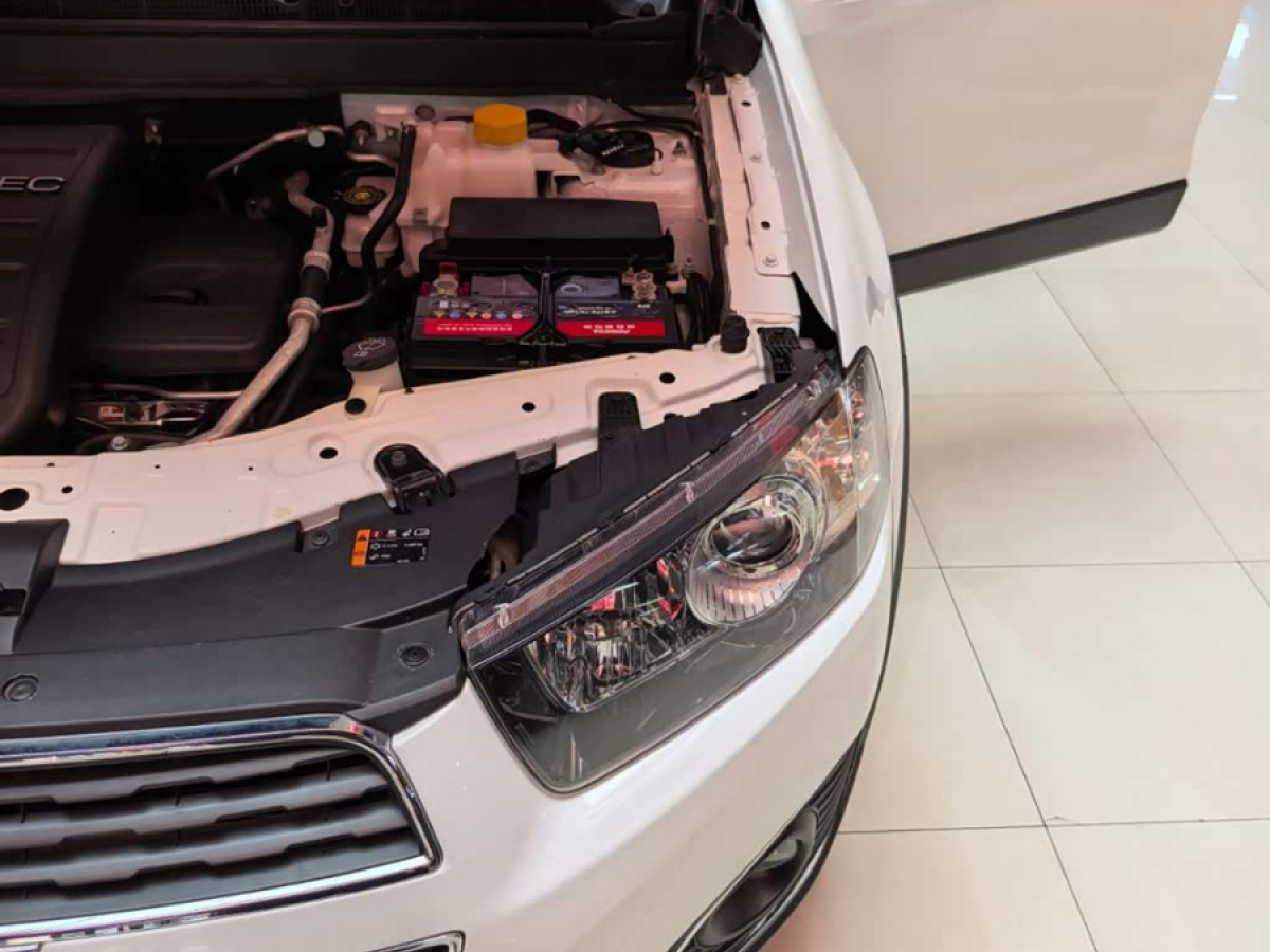 Chevrolet Captiva 2017 car image #23
