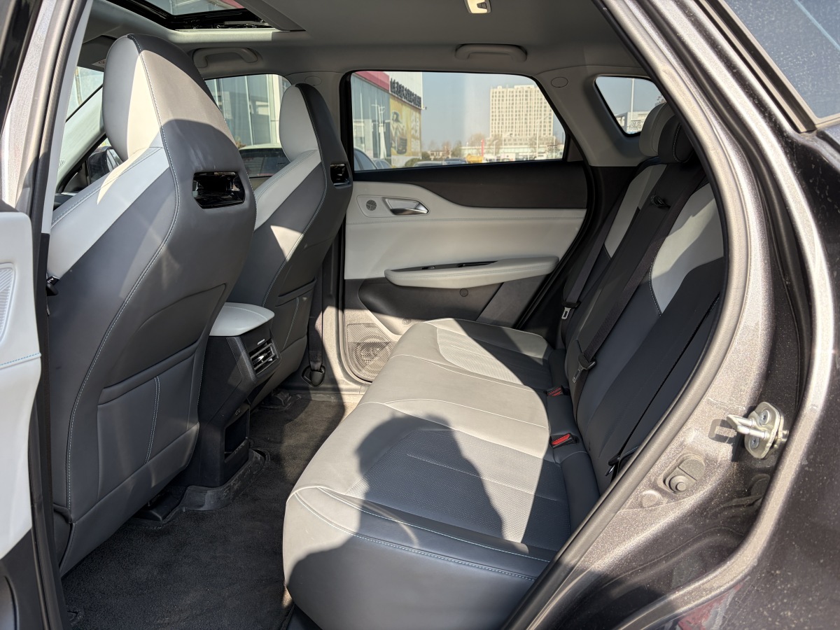 Changan UNI-Z PHEV 2024 #23 Changan UNI-Z PHEV 2024 car image #23